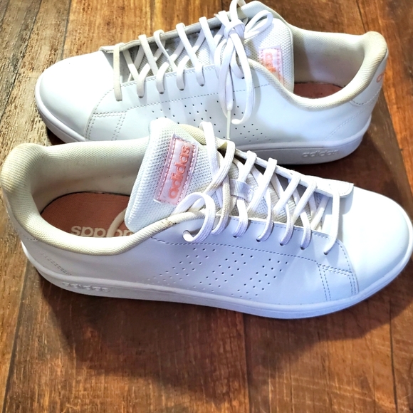 adidas advantage base m